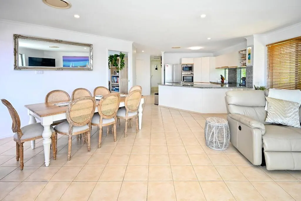 Sunshine Coast Dream Getaway Villa Pelican Waters Holiday home