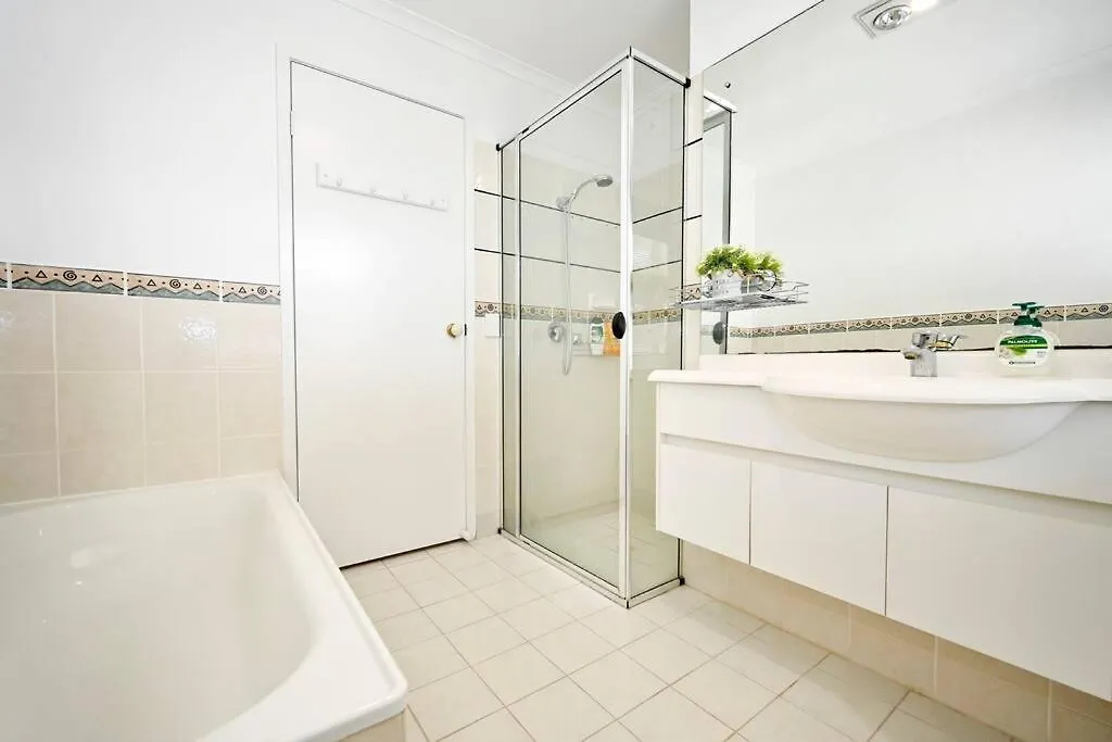 Sunshine Coast Dream Getaway Villa Pelican Waters Australia