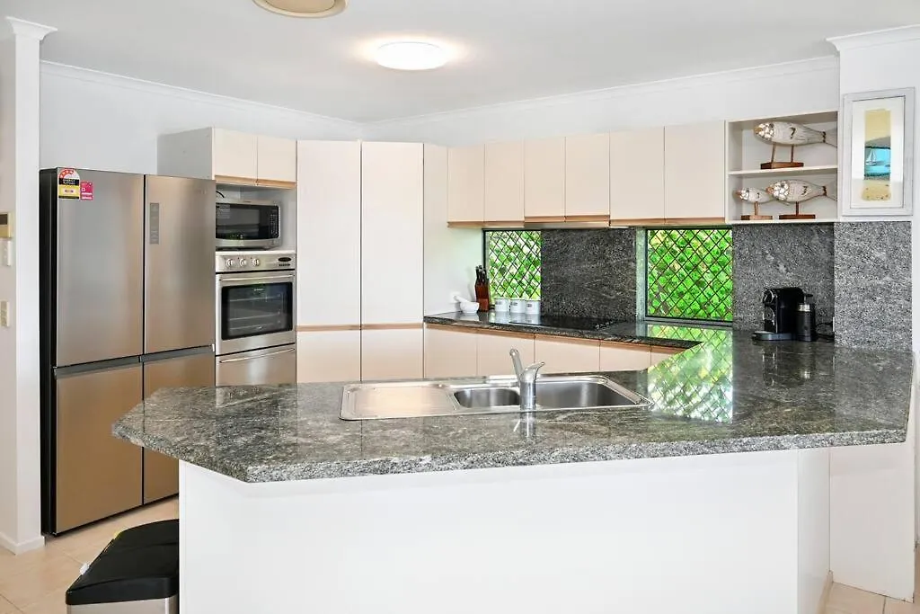 Sunshine Coast Dream Getaway Villa Pelican Waters