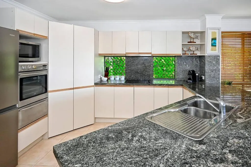Sunshine Coast Dream Getaway Villa Pelican Waters